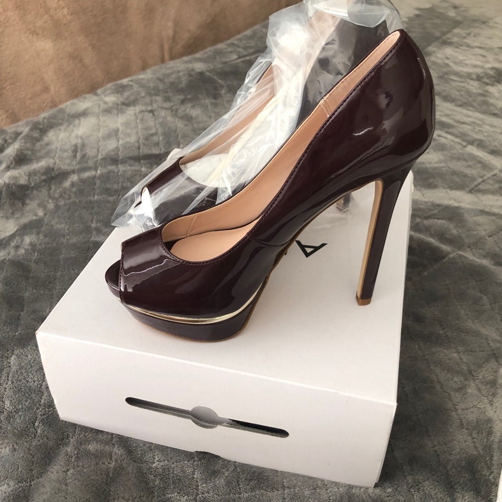 Aldo 👠Burgandy